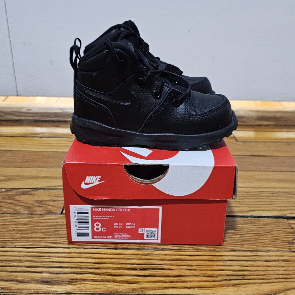 Nike Manoa TD Size 8C